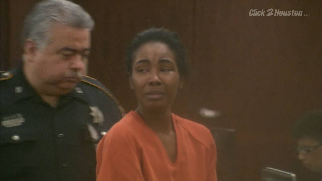 Deadly crash suspect cries in court - YouTube