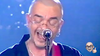 Video thumbnail of "Nomadi "La vita che seduce" - Radio Italia Live 2004"