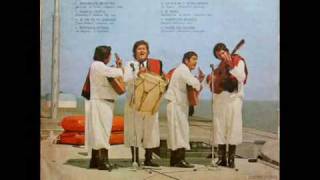 Video thumbnail of "Los cantores del alba-enganchados valses"