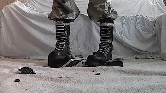 rangers boots playing with the radio