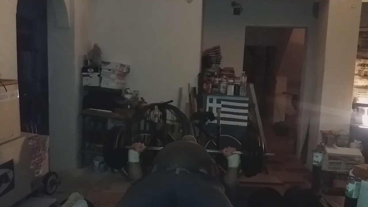 BENCH PRESS 120 KG × 6 PAUSE REPS.