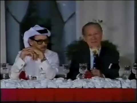 عمر أبو ريشة يحكي قصة قصيدته وثبت ت ستقرب النجم مجالا وتهادت تسحب الذيل اختيالا