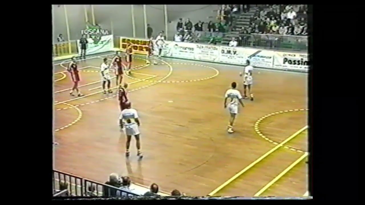 1999-2000: 8^ di Champions League, qualificazione ai gironi  Prato-Minsk 21-19