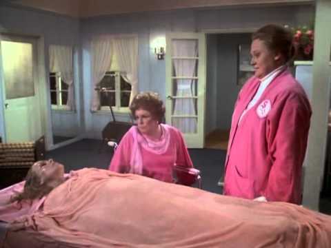 Charlie's.Angels.3x05 Angels In Springtime spa wrapping scene.avi