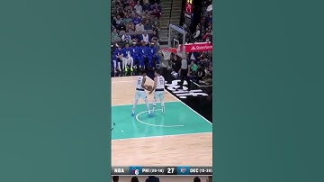 Jeremy Sochan baseline dunk #shorts