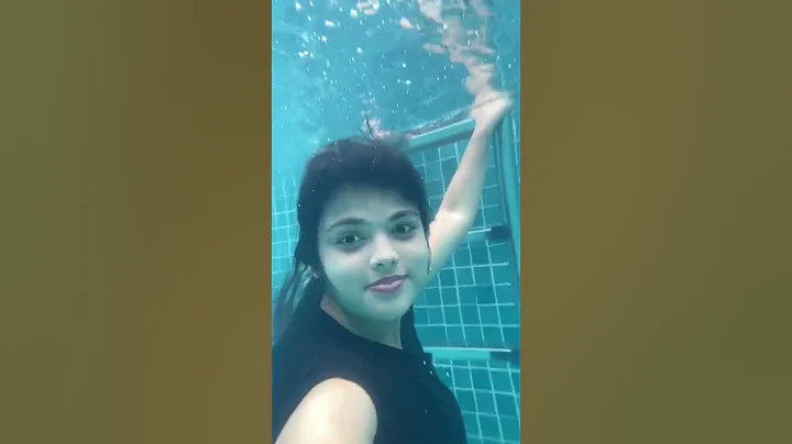 Phone pani ke andar 😱 #kolkata #shorts #alkaagarwal #swimming #pool #maa - DayDayNews