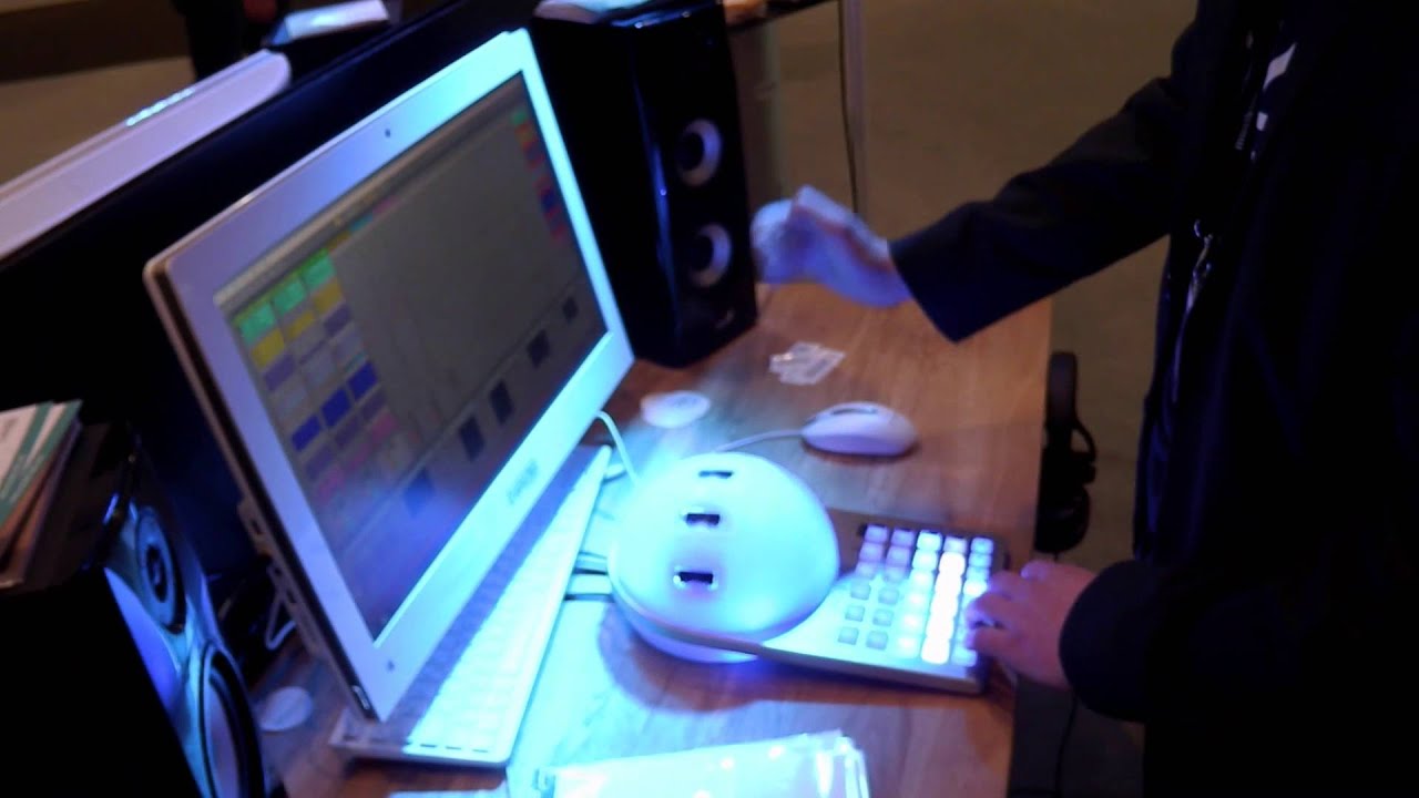 Naonext - Crystall Ball