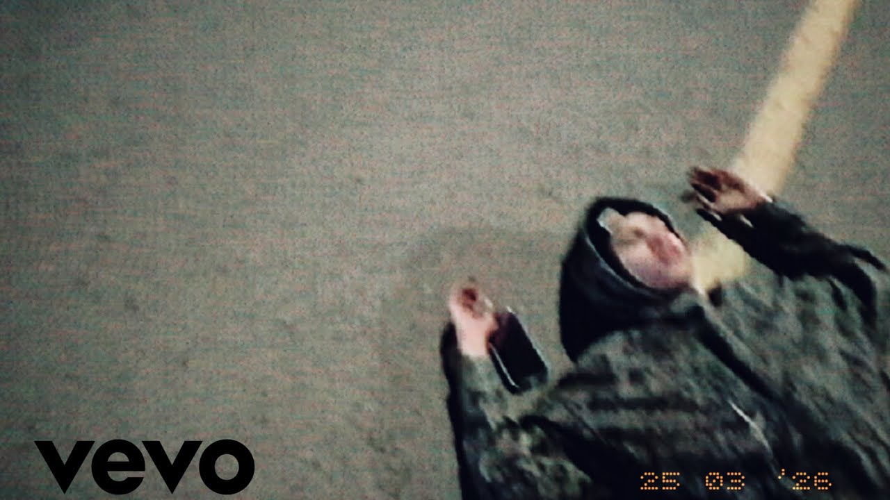 YouTubeでSleep Interlude (Official Video)を視聴 YouTubeでSleep Interlude (Official Video)を視聴