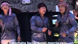 ulini adat batak- style voice