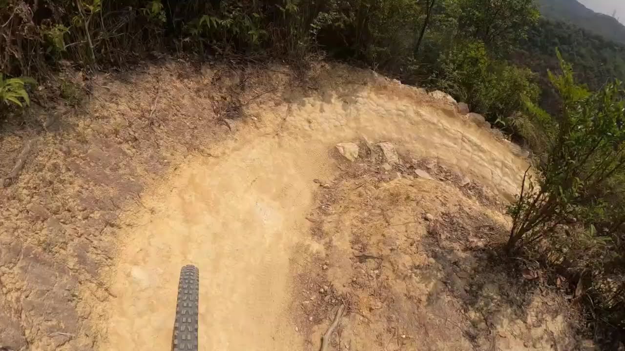 大山玩朗仔，因為硬架變咗自己踩，20260223