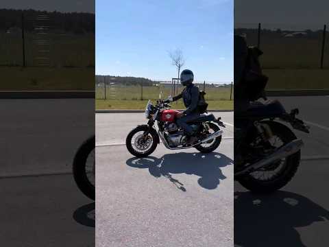 Видео: нет, обычно я не езжу без экипа. #moto #royalenfield #royalenfieldinterceptor650