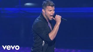 Ricky Martin - Livin' La Vida Loca (Live Black & White Tour)