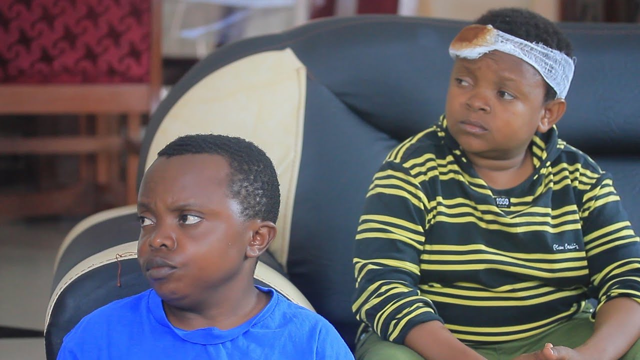 Mke wa Mtu Sumu Pimbi Ala kichapo Pacha wake Hoi Kitandani