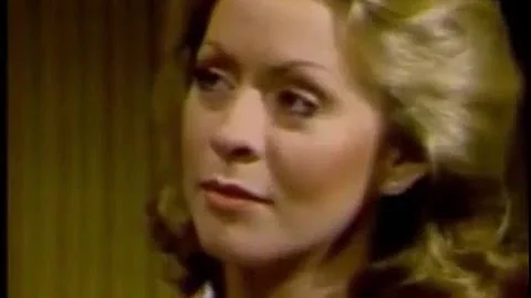 5 Faces of Alice Matthews Frame - Vaughn Taylor (a...