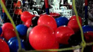 Níver Nícolas - Pula-Pula - 4 Aninhos