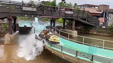 Video of Saw Mill Log Flume at Six Flags Great Adventure just before mishap injured 2