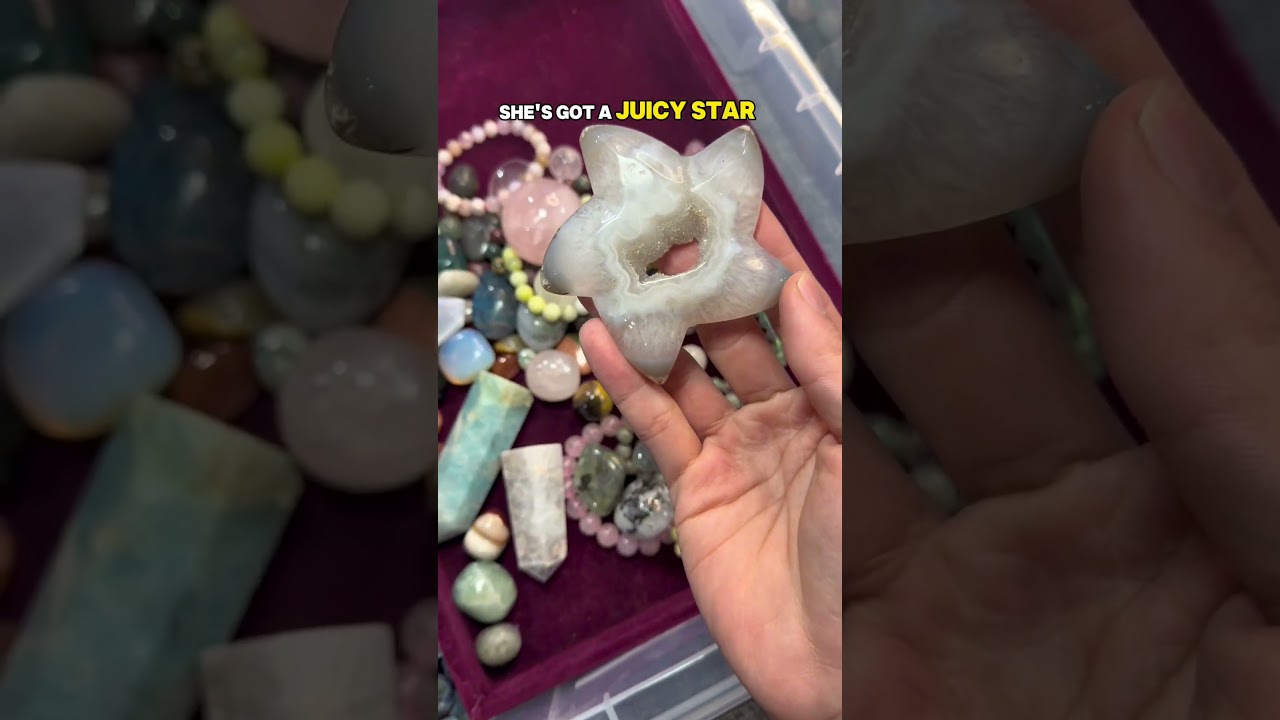 Rings, Quality and Blue Crystal confetti for Mayer #bluecrystals #crystalwholesaler #crystalshop