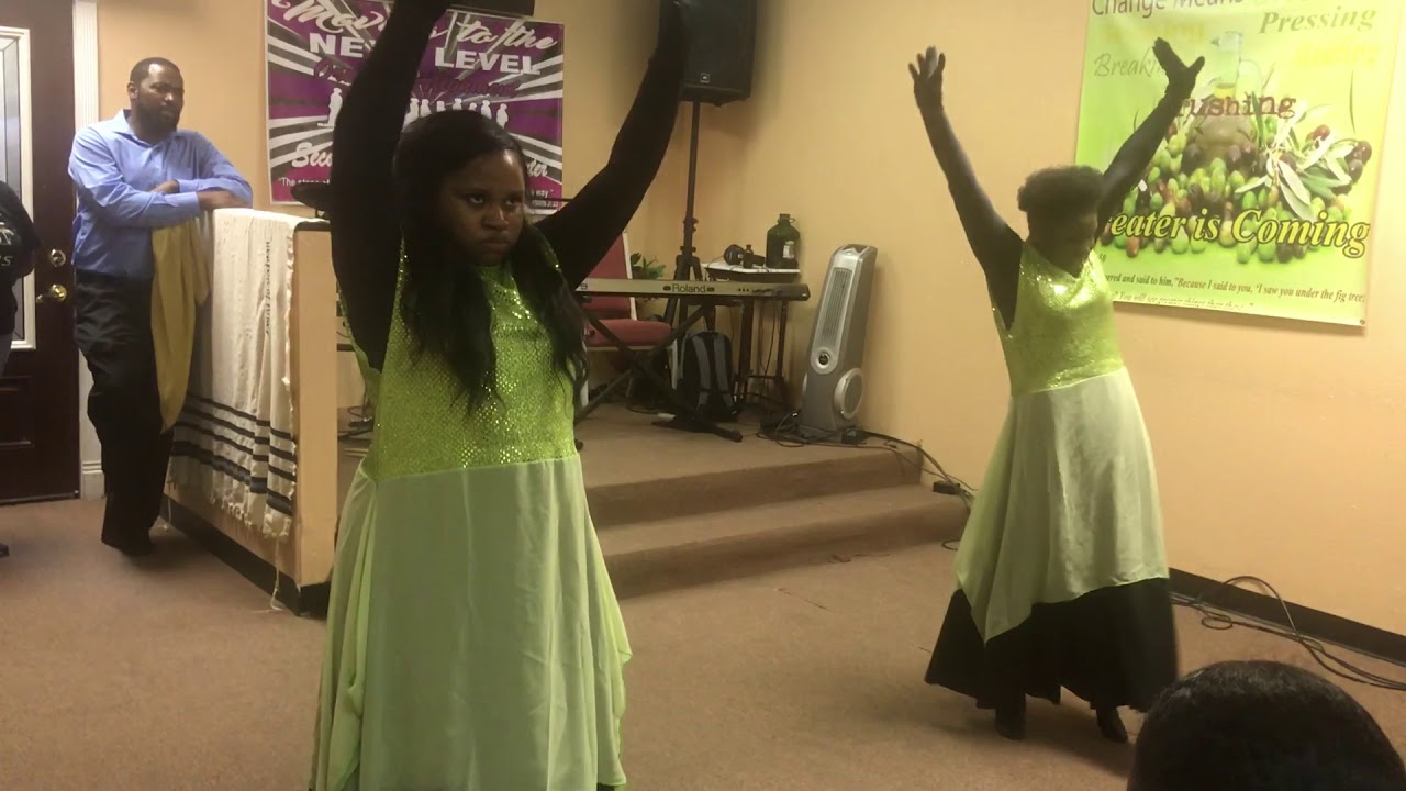We Give You Glory By Tasha Cobbs