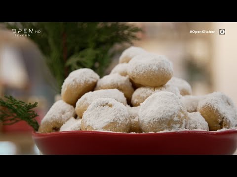Συνταγή για παραδοσιακούς κουραμπιέδες από τη Ντίνα Νικολάου | OPEN TV
