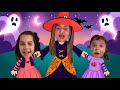 Sarah e eloah em uma histria engraada da mame que virou bruxa no halloween  funny story for kids