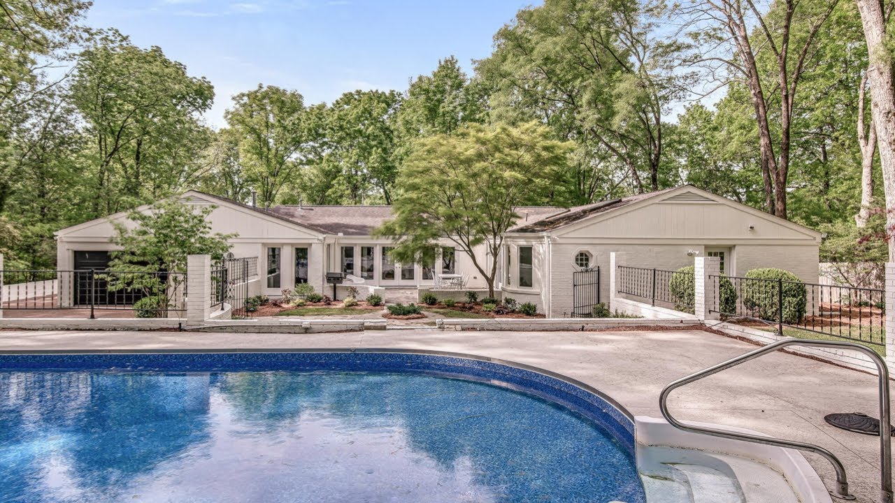 INSIDE A Rare Nashville MidCentury Modern Home Nashville Real Estate