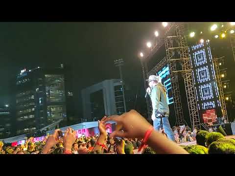 AAFAT WAAPAS | NAEZY LIVE CONCERT | YOUTUBE FANFEST