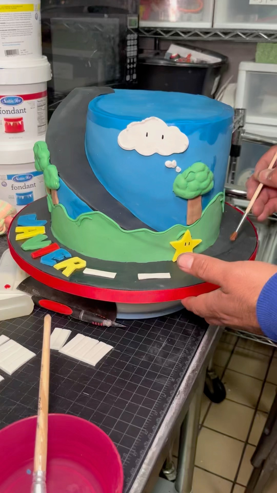 MAKING A MARIO KART CAKE #videogames #cake #art # artist #diy #learn #tutorial #mario