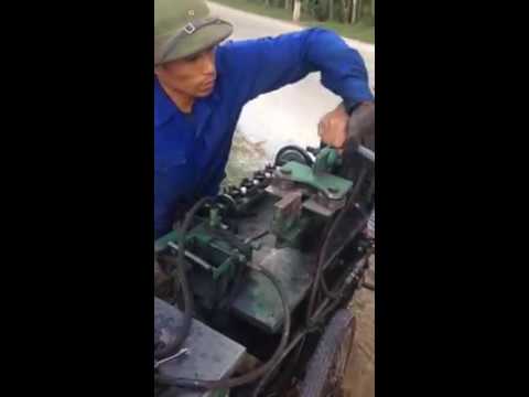 Video Máy 54 đang uốn mỏ sắt cây - youtube