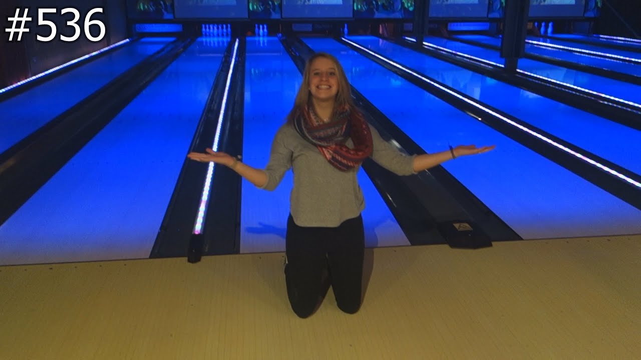 1080 ti vs 2070 WIJ GAAN BOWLEN! - ENZOKNOL VLOG #536