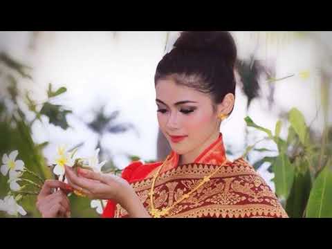 นางครวญ บรรเลงขิม
