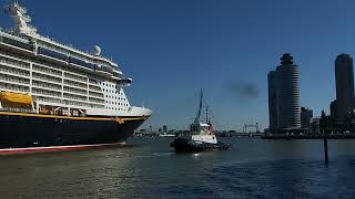 Disney Cruise optocht in Rotterdam 2023