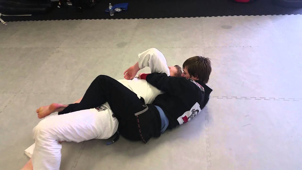 Tiger Rock Brazilian JiuJitsu Tuscaloosa/Northport. Guard Drill 1/24