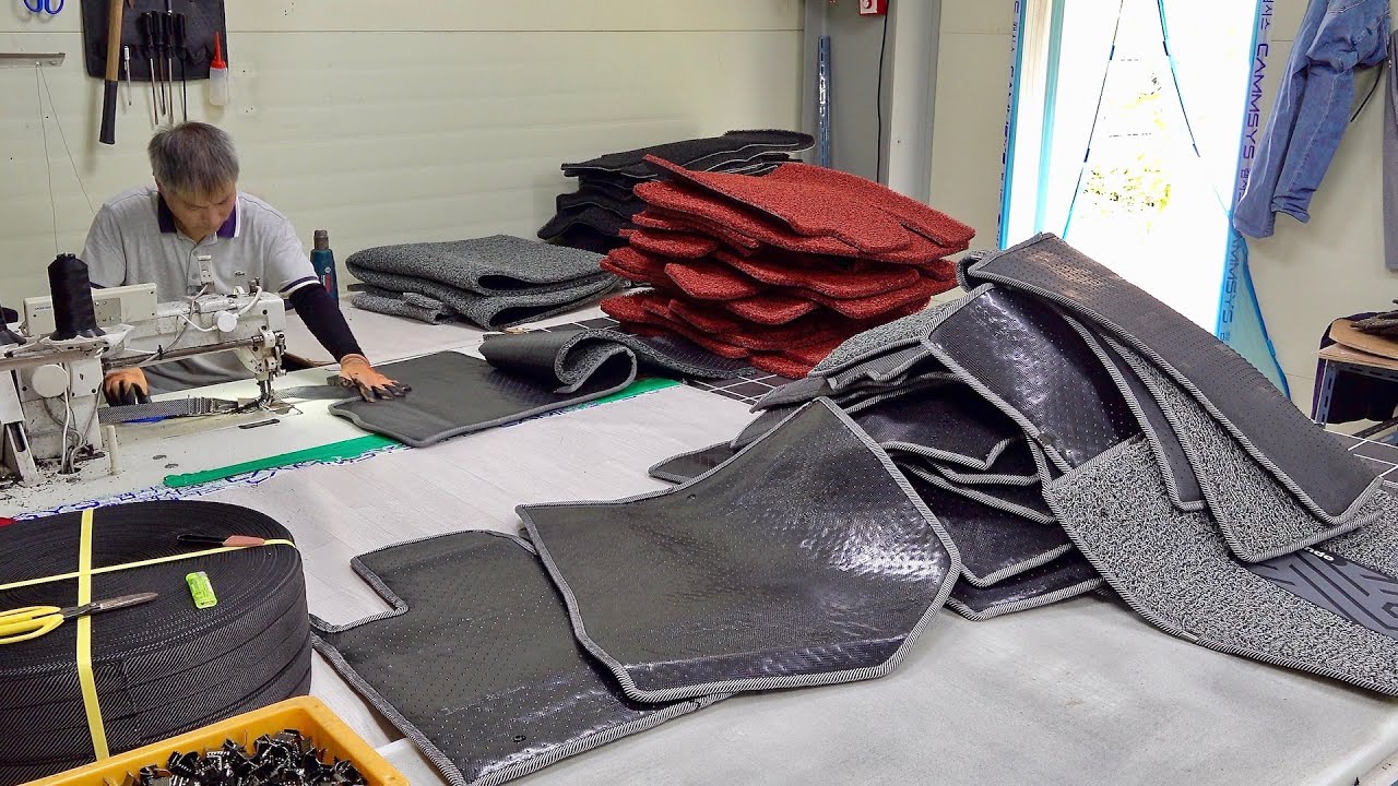 Процесс массового производства ковриков для лапши. Фабрика современных автомобильных ковриков