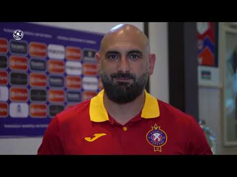 Կանանց Հայաստանի ԲԽ-ի ավարտված առաջնության լավագույն մարզիչն ու ֆուտբոլիստը ստացան մրցանակները