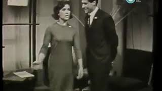 Raúl Davalos En El Coro De La Armada Argentina