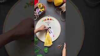 Learn how to make a fishtail braid💛 and finish a hoop from backside