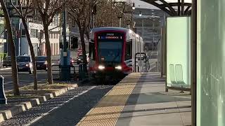 Boarding the Muni Metro Siemens S200 LRV4 Phase 2 (2069 & 2070) in N Judah