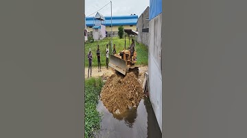 nicely action skill full project landfill ! truck unloading with bulldozer d20p push