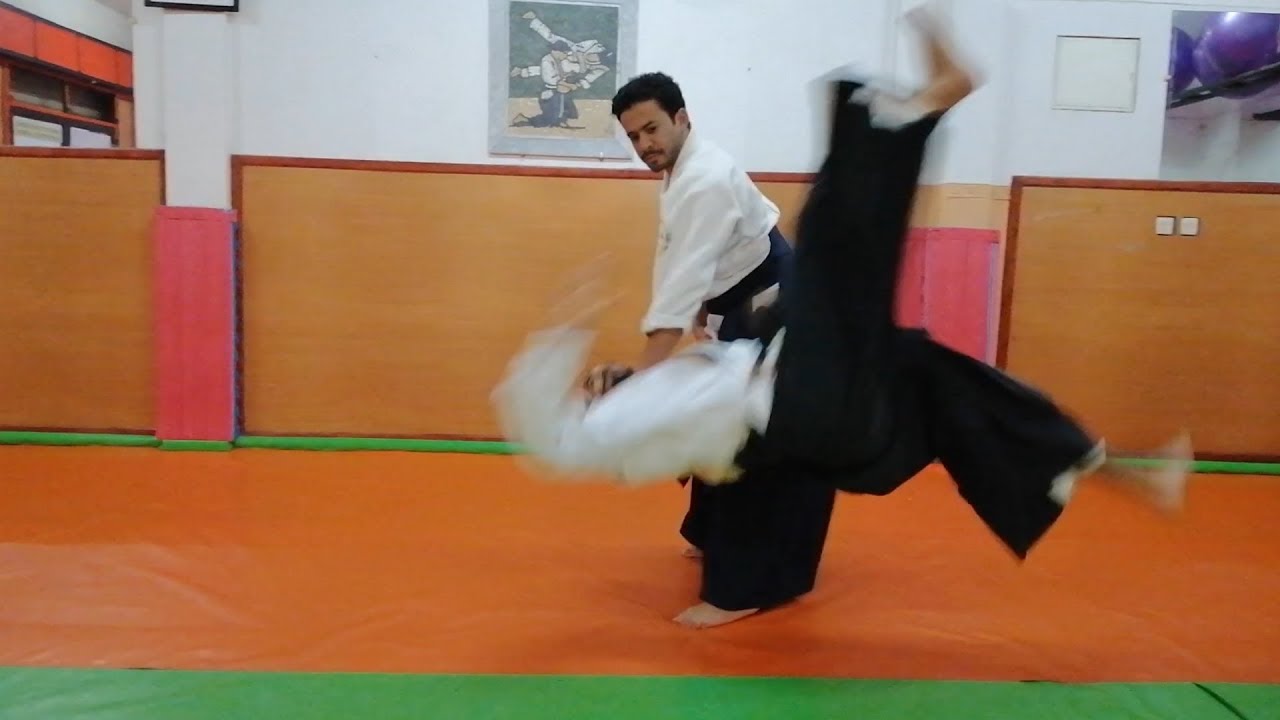 Techniques d’aïkido Koshi Nage Irimi nage YouTube