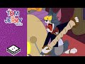Cat Vs. Cat! | Tom &amp; Jerry Show | @BoomerangUK