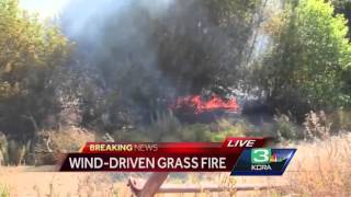 Wind-driven grass fire ignites one home in San Joaquin County