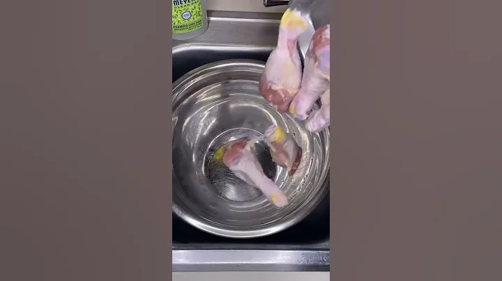 How Do You Wash Chicken? #shorts - DayDayNews