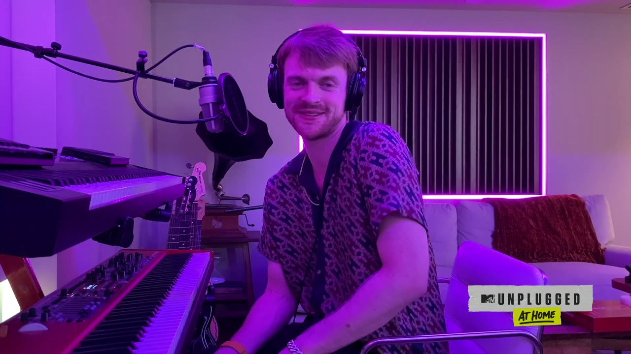 Finneas (EN VIVO) "Die Alone" + "I Lost A Friend" + "Without You