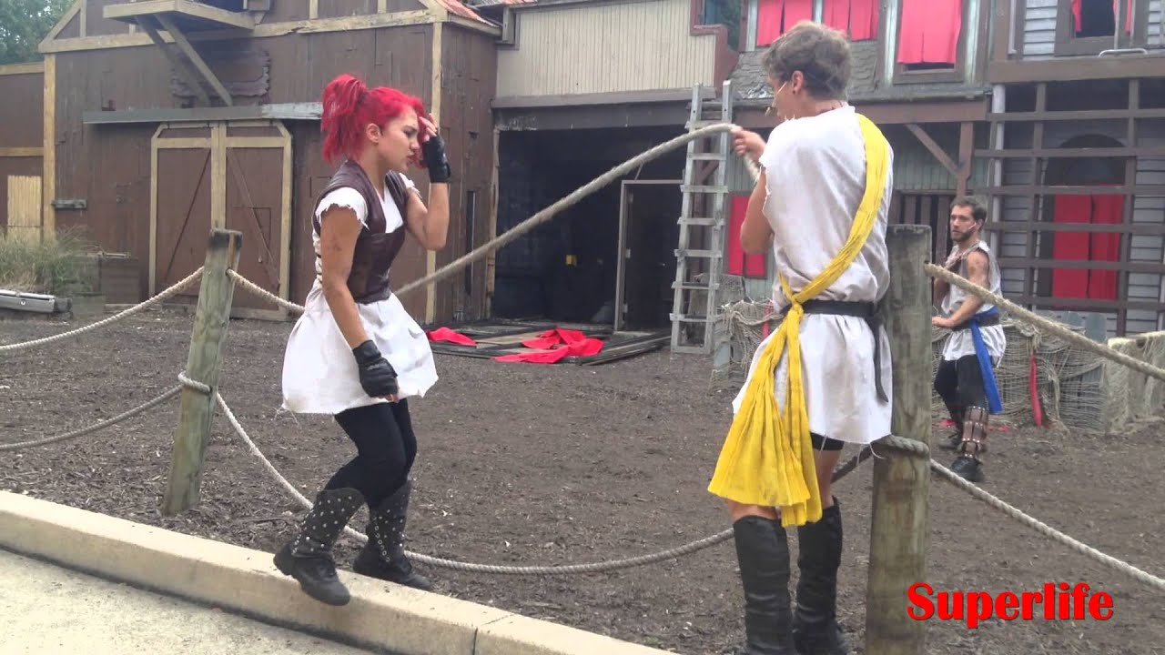 Sixflags America. A Gladiator Stunt Show HD