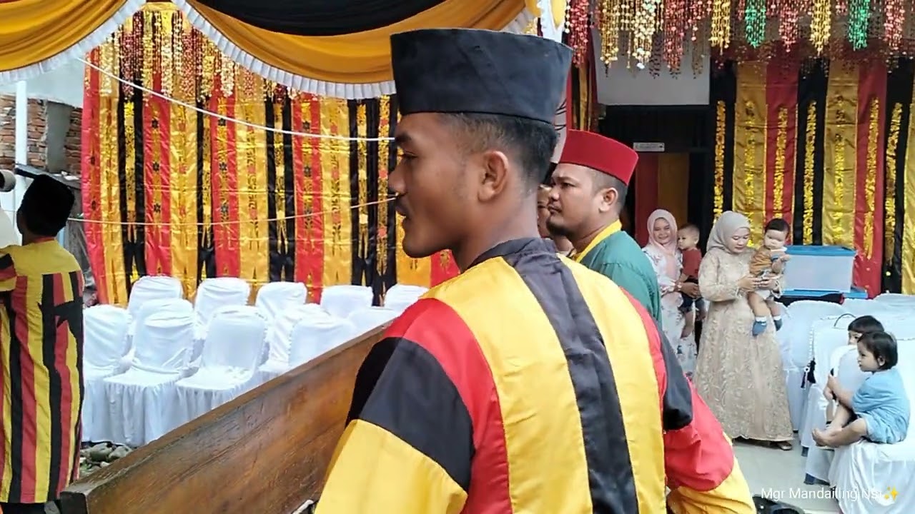 Onang Onang Mandailing gordang sambilan bintang tumabur Pidoli dolok