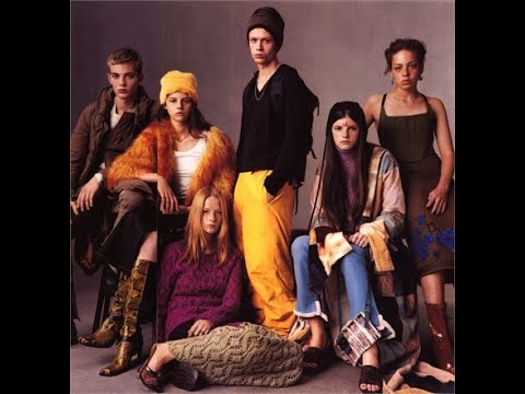 Grunge 90's Look - Let's Bring it Back! - FashionActivation