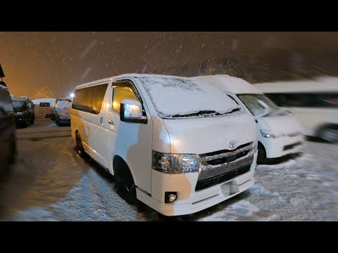 雪中車中泊♪週末スキーヤー夫婦のリアルな三連休。【ハイエース車中泊の旅#26】#Winter#Carcamping