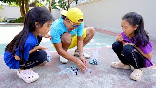 Download Lagu Keysha, Sheena \u0026 Cobil Bermain Kelereng MP3