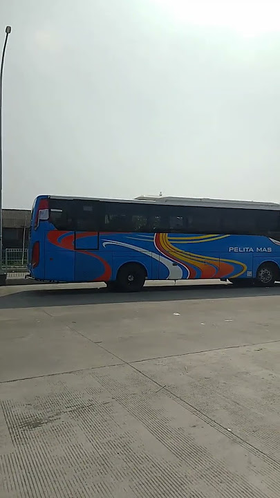 Bus pelita mas N 7522 UA