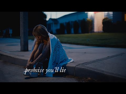 Nessa Barrett - lie (official lyric video)